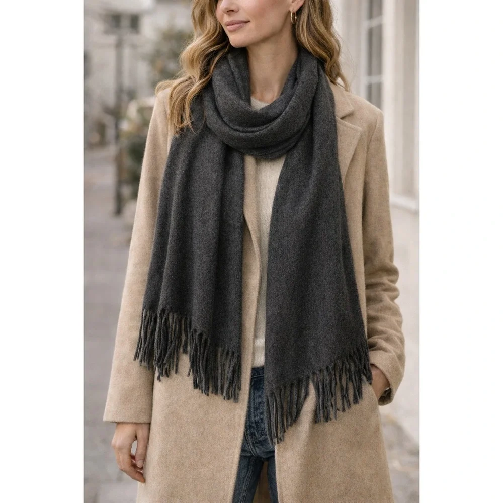 Lucky Brand‎ Unisex Gray Fringe Scarf Large 70x17 Lightweight New